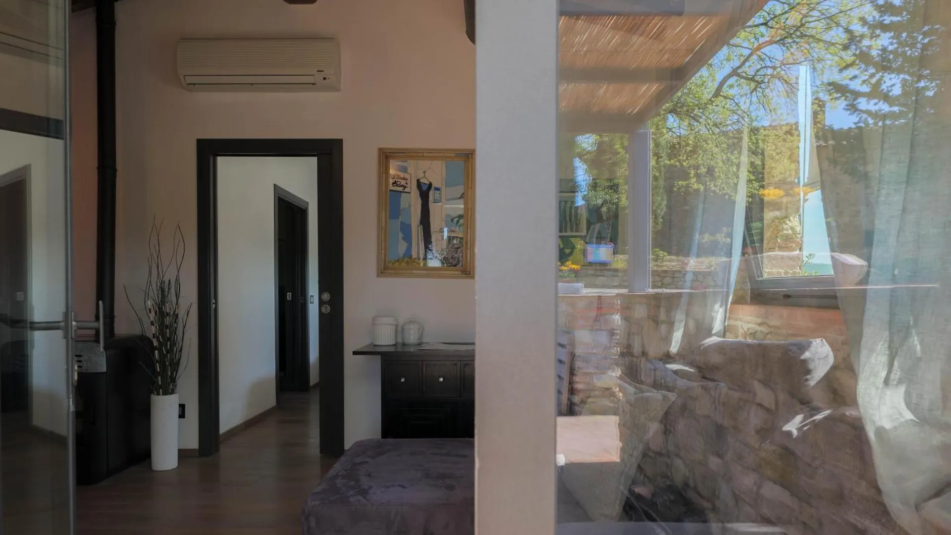 Гостевой дом Borgo Argenina Monti di Sotto Летний дом
