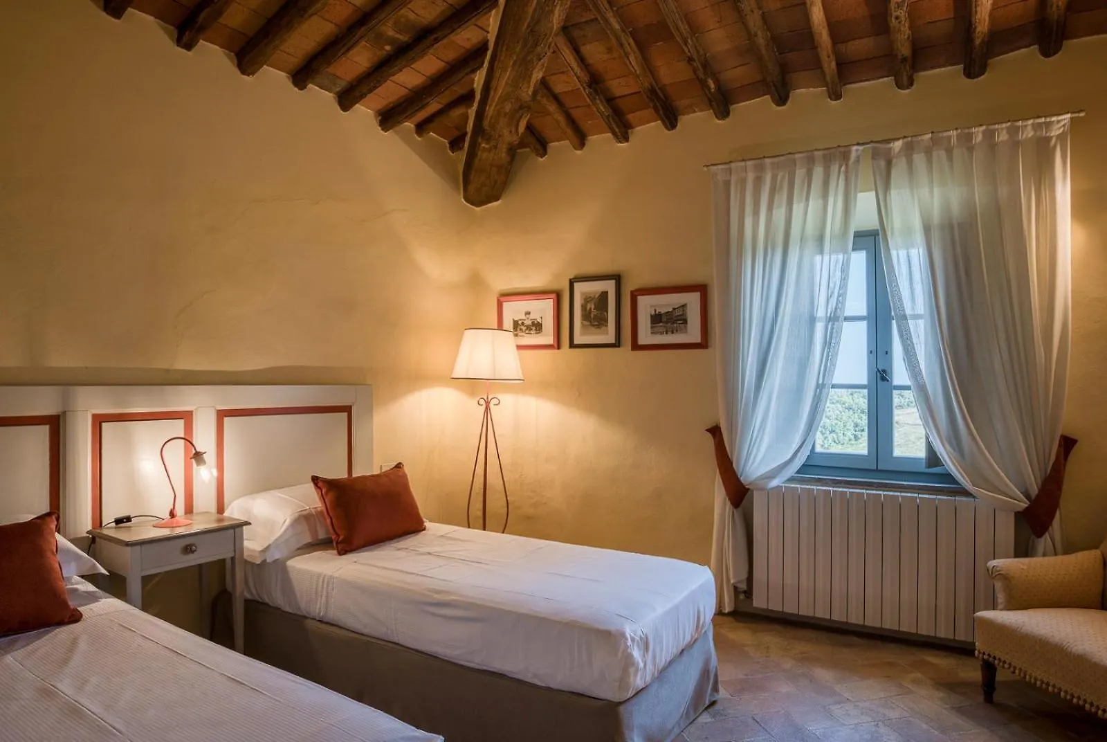 Гостевой дом Borgo Argenina Monti di Sotto Летний дом