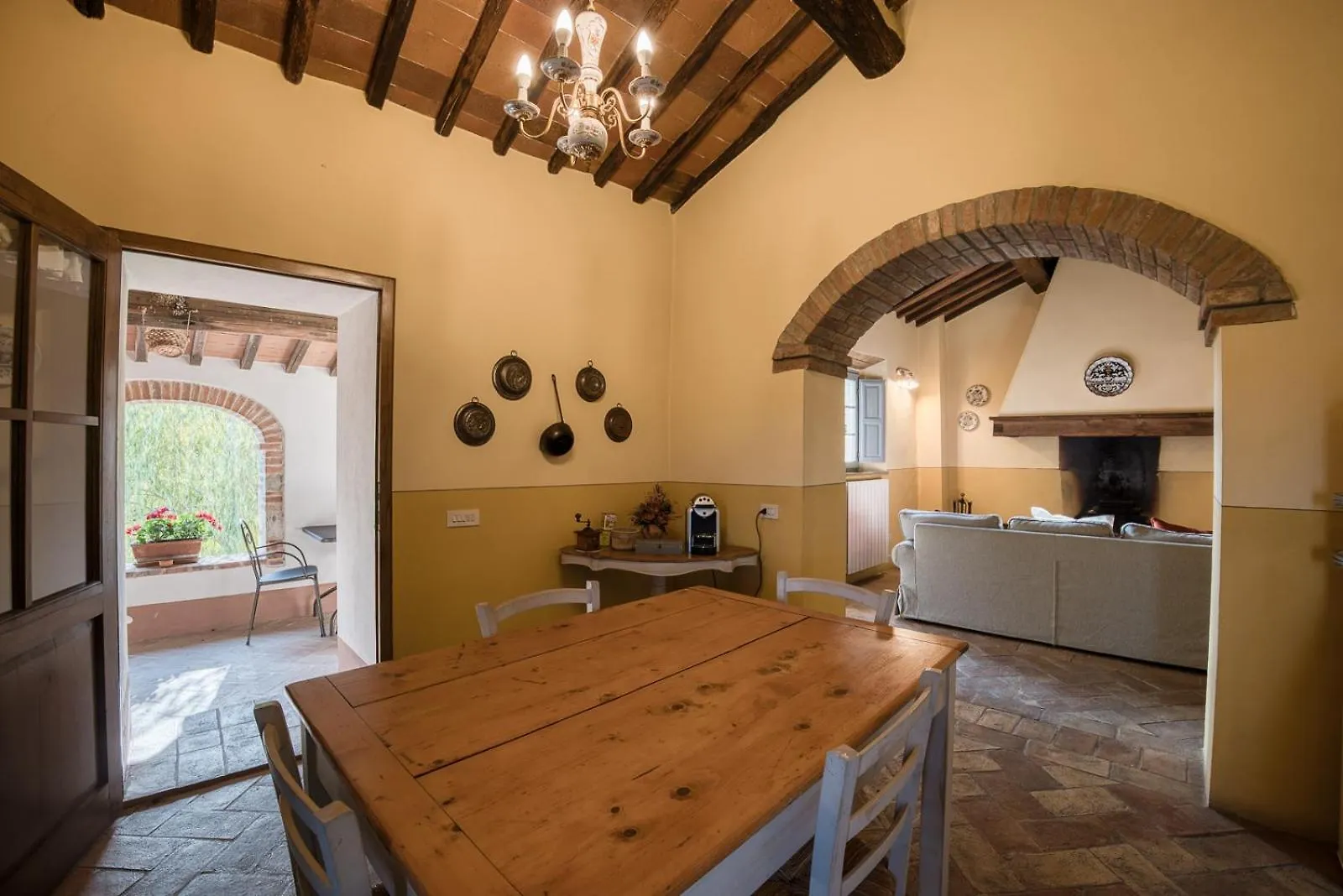 Летний дом Гостевой дом Borgo Argenina Monti di Sotto